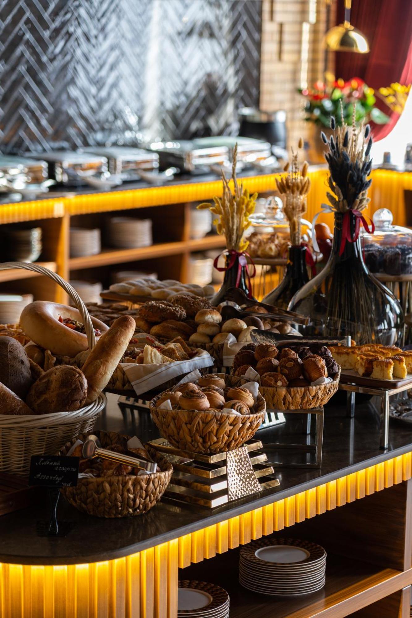 Moevenpick Samarkand Ngoại thất bức ảnh