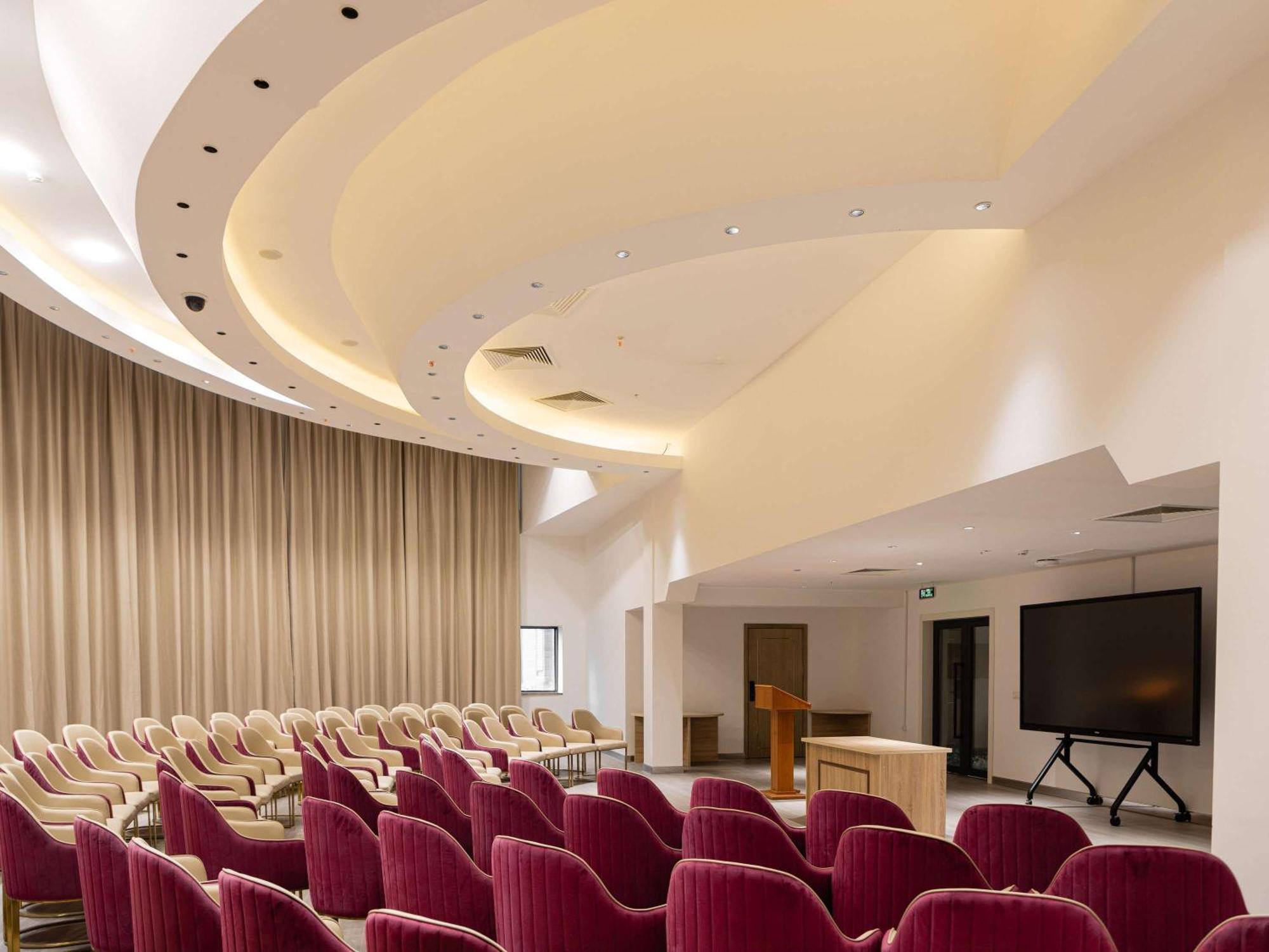 Moevenpick Samarkand Ngoại thất bức ảnh